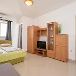 Zvonko *